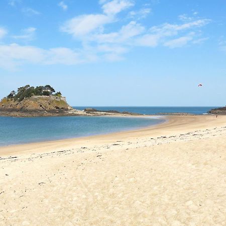 Holiday Home La Pailloussette - A Cancale Exterior photo