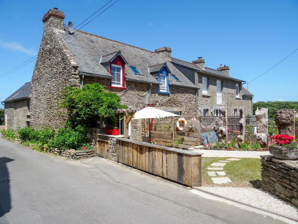 Holiday Home La Pailloussette - A Cancale Exterior photo